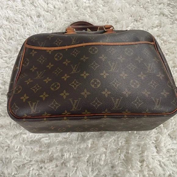 Louis Vuitton Brown Monogram Deauville Bag - Picture 6 of 16